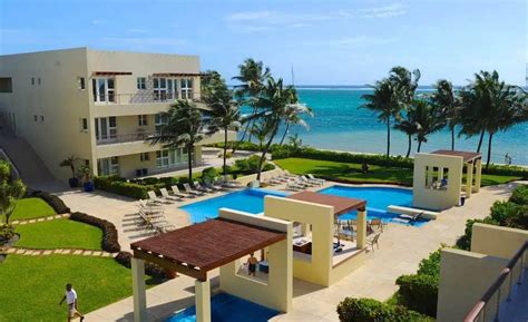 hotels in ambergris caye belize.